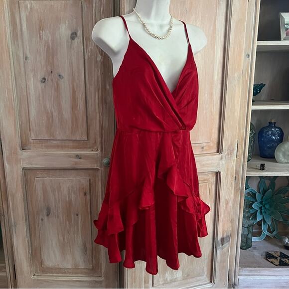 Trixxi Red Dress Women’s Medium - Picture 3 of 9